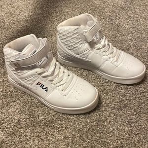 FILA high tops size 7 slightly worn